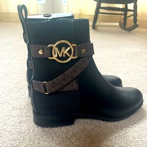 Size 10 Michael Kors boots